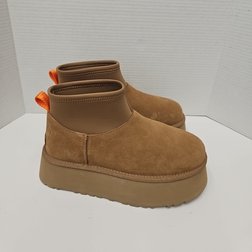 UGG Brown Platform Boots with Bright Orange Detail - Picture 3 of 7